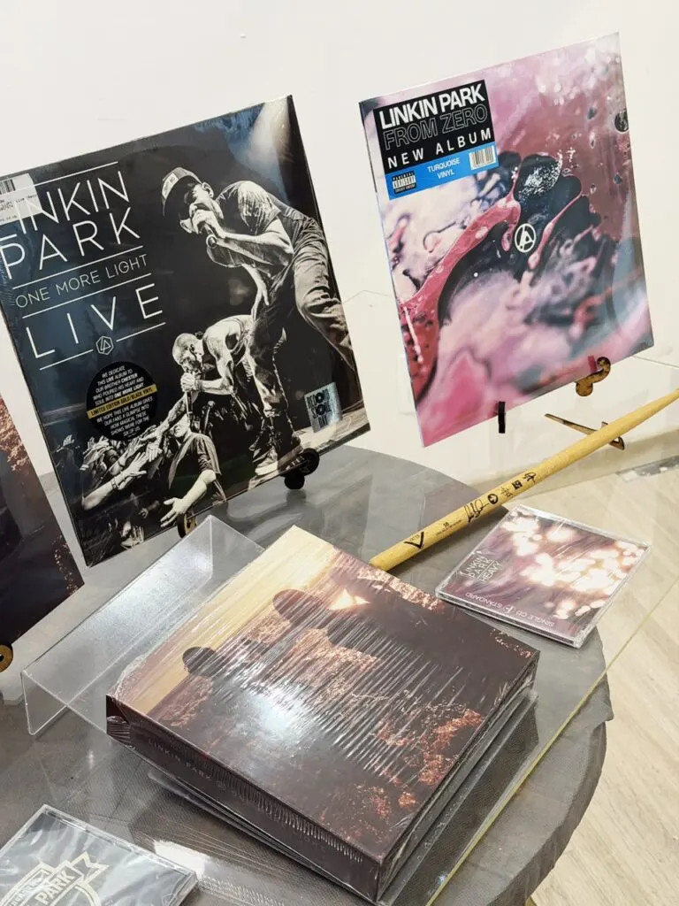 Exposição 30 anos de Linkin Park
