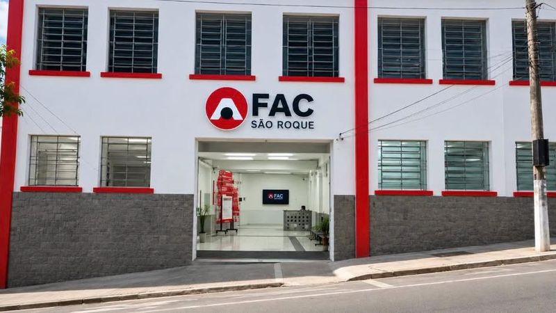 UNI São Roque encerra atividades apos 30 anos e gera debate entre instituição, prefeitura e alunos